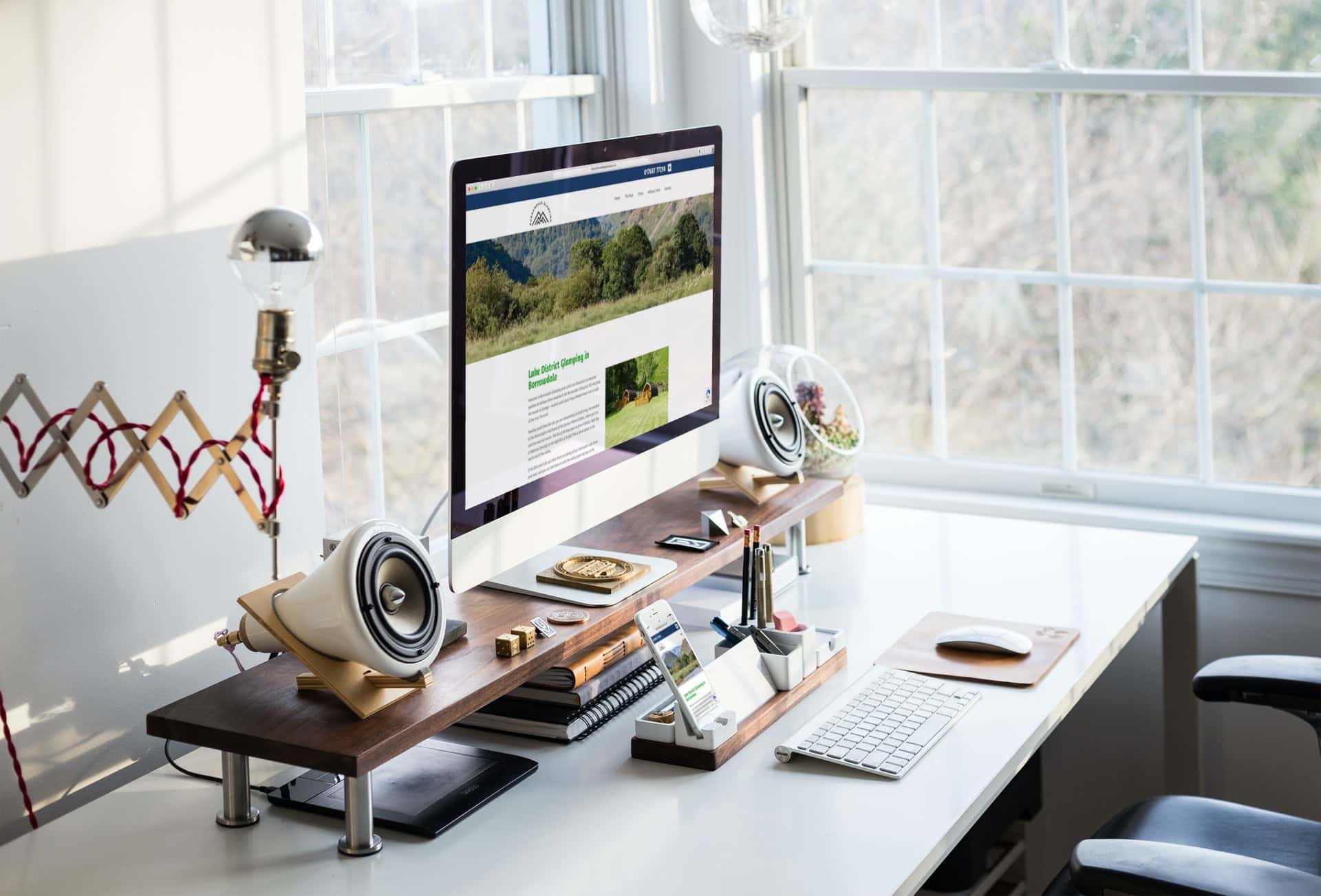 borrowdale glamping mockup desktop